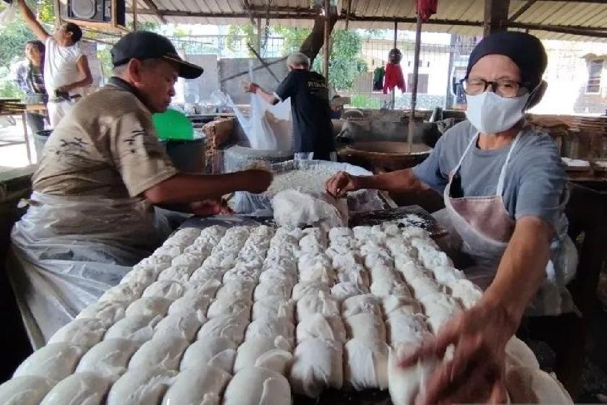 Harga Kedelai Naik, Produsen Tahu Kudus Tahan Harga Jual