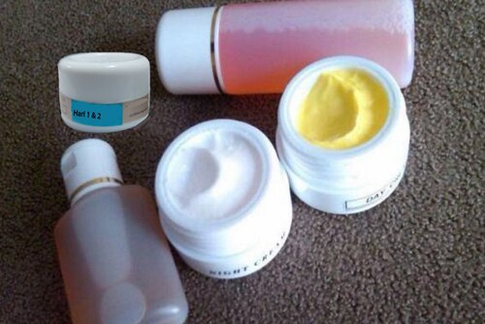 11 Produk Kosmetik Ini Dilarang BPOM, Cek Meja Rias Anda