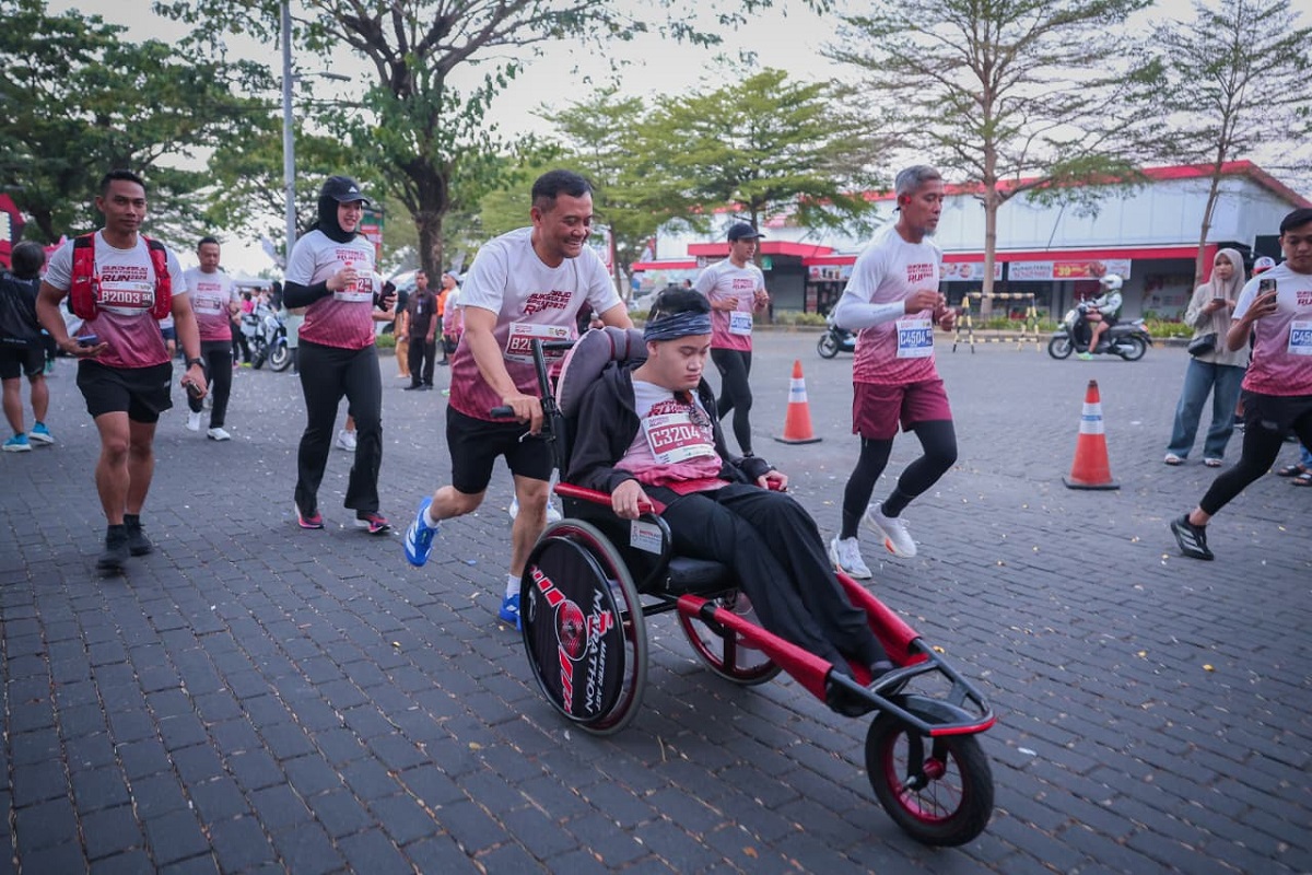 Ahmad Luthfi Ikut Ramaikan Sukoharjo Run 2026