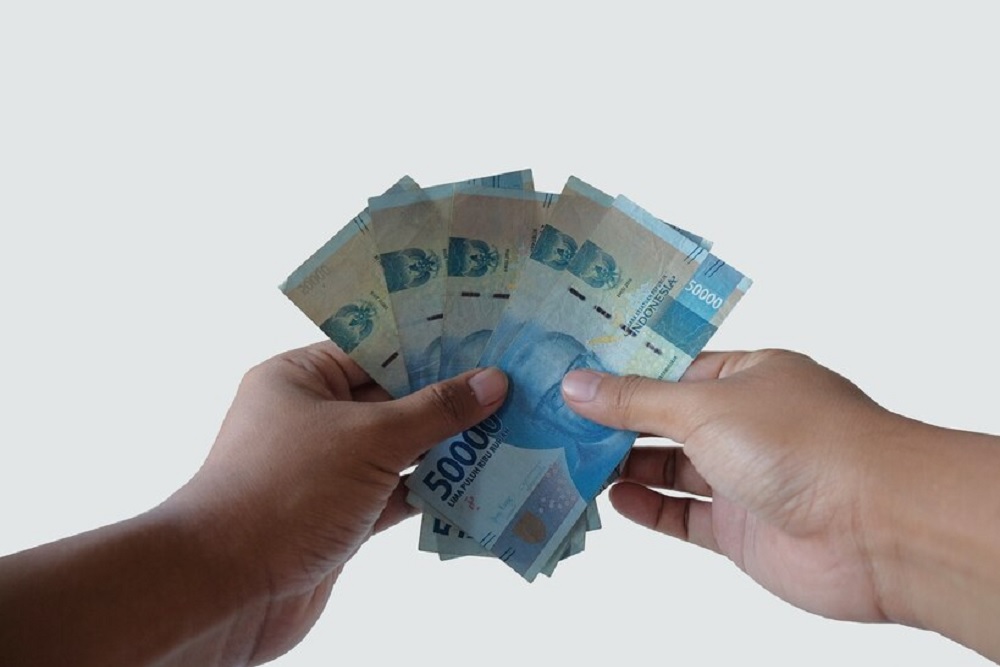 Nilai Tukar Rupiah Hari Ini Diproyeksi Melemah ke Rp17.680